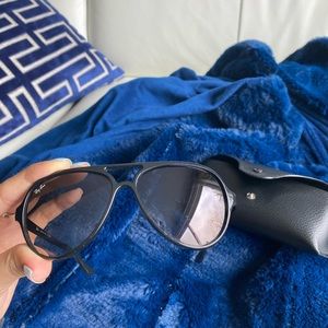 Ray-van Sunglasses Cats 5000 Unisex Black Frame